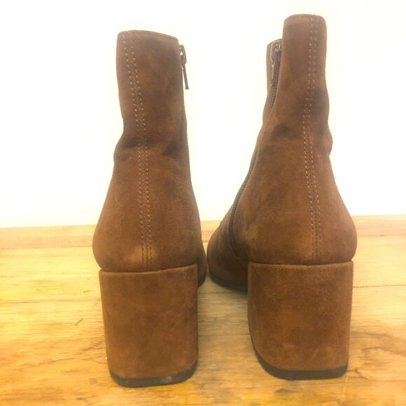 Vagabond Olivia Suede Boot in Caramel Brown - Picture 7 of 11